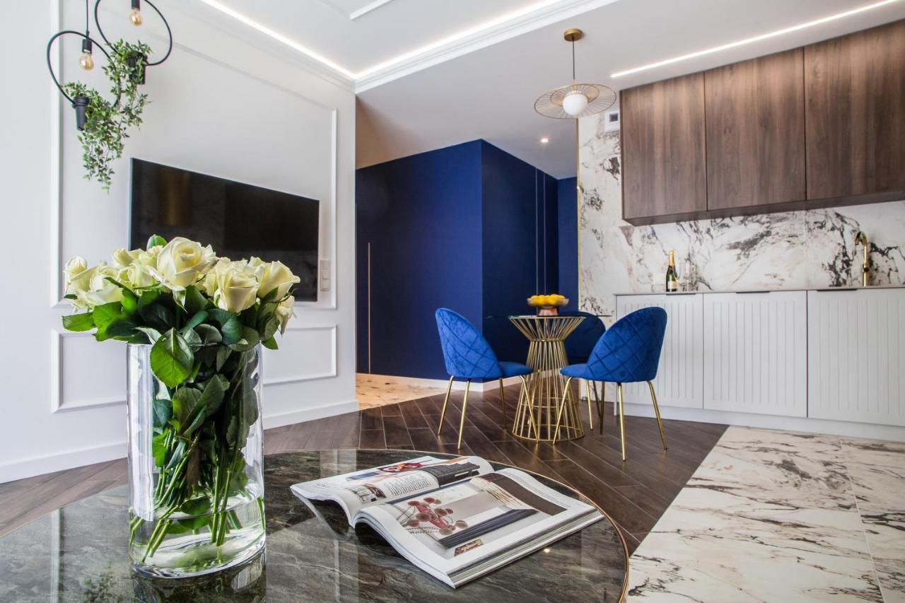 Luksusowy Apartament Przy Filharmonii Lägenhet Katowice Exteriör bild