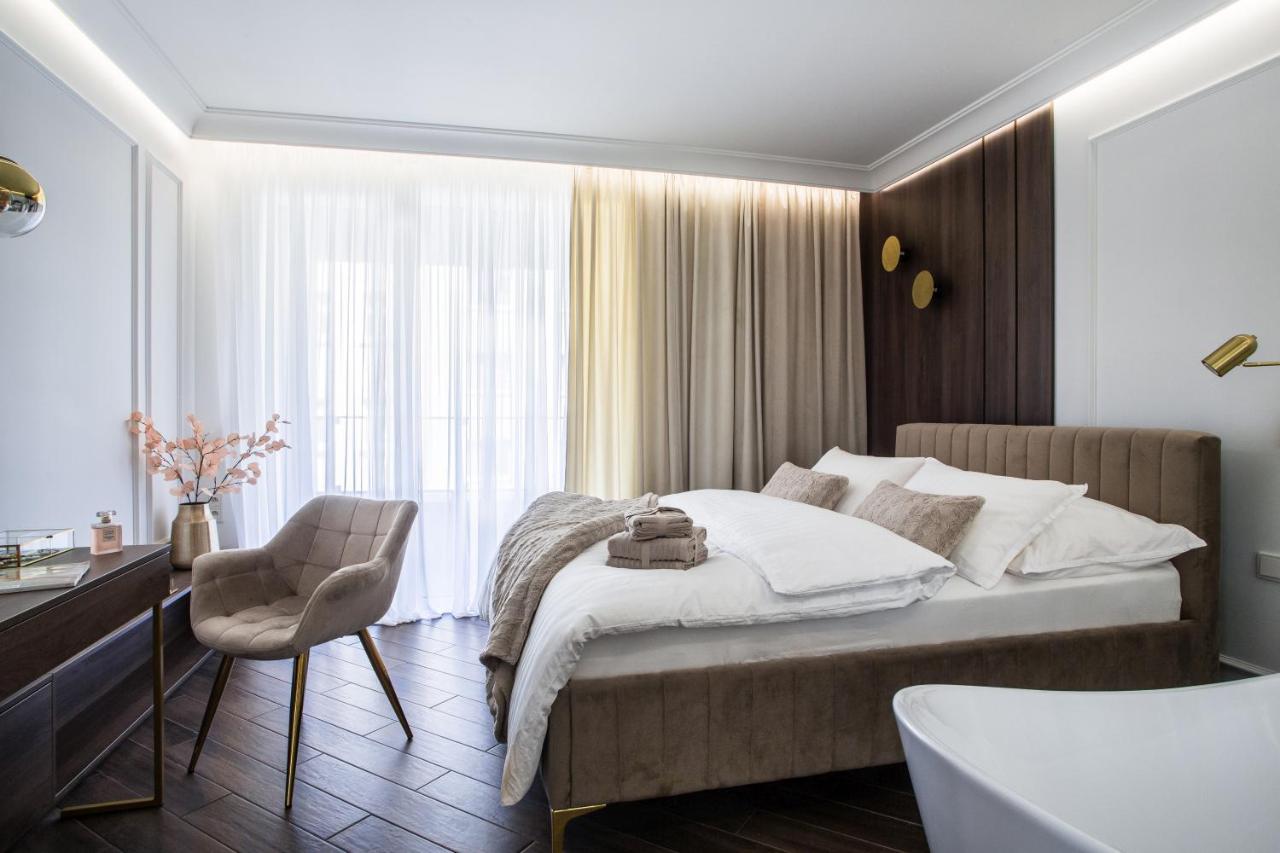 Luksusowy Apartament Przy Filharmonii Lägenhet Katowice Exteriör bild
